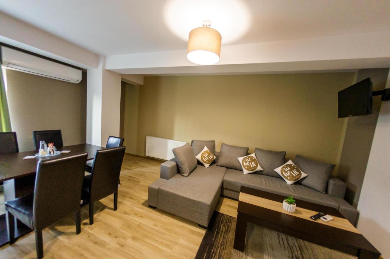 Apartament Business Langa Vivo Mall Appartamento Baia Mare Esterno foto
